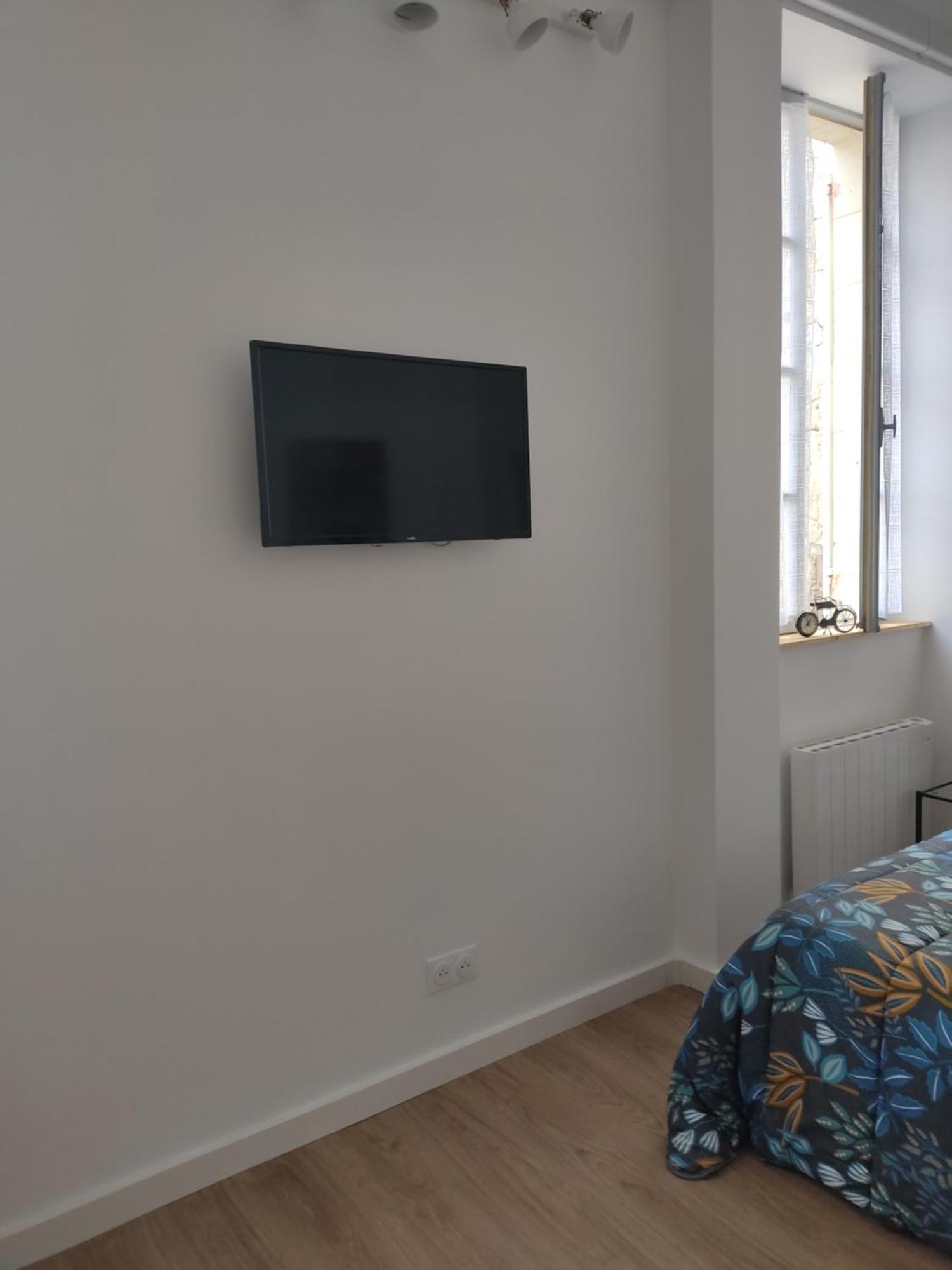 Appartement Avec Parking Prive Saumur Bagian luar foto